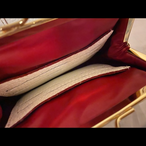 Dooney & Bourke - Picture 7 of 7